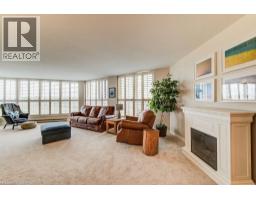 24 MARILYN Drive UnitNo. 704 - 18