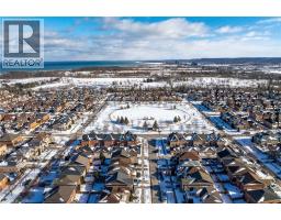33 PANORAMA Way - 47