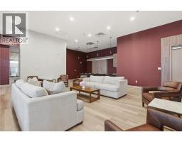 550 NORTH SERVICE Road UnitNo. 1504 - 33