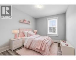 12 TODD Street - 6