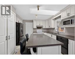 232 SILVERBIRCH Boulevard - 10