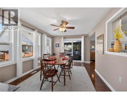 232 SILVERBIRCH Boulevard - 16