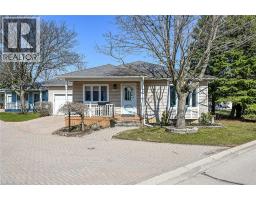232 SILVERBIRCH Boulevard - 2