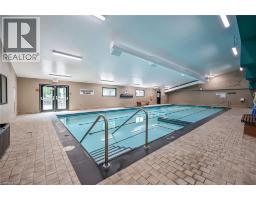 232 SILVERBIRCH Boulevard - 41