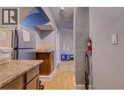 18 NORFOLK Street N - 17