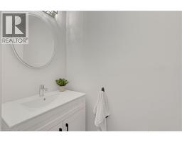 1471 PICKWICK Drive - 13