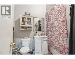 239 YORK Street - 16