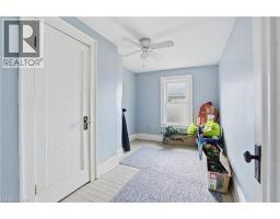 239 YORK Street - 18