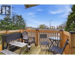 239 YORK Street - 20