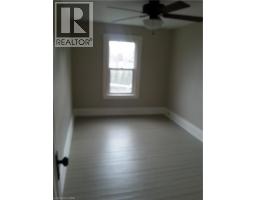 239 YORK Street - 22