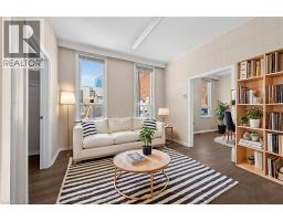 48 CARLISLE Street - 4