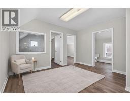 48 CARLISLE Street - 9