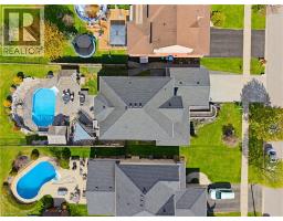 29 WATSON Crescent - 48