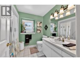 24 LAKESIDE Place E - 27
