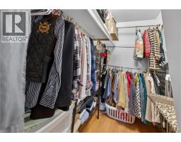 24 LAKESIDE Place E - 34