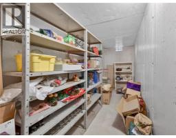 24 LAKESIDE Place E - 41