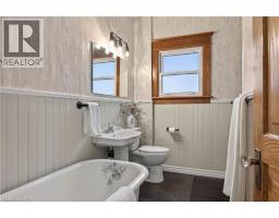 105 HIGHLAND Avenue - 32