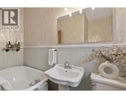 105 HIGHLAND Avenue - 33