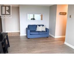 35 GREEN VALLEY Drive UnitNo. 1605 - 4