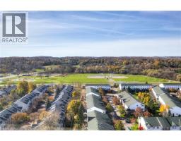 35 GREEN VALLEY Drive UnitNo. 1605 - 6