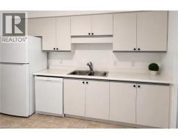 35 GREEN VALLEY Drive UnitNo. 1605 - 8