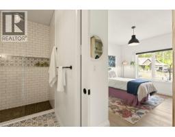 165 NEWPORT Lane - 24