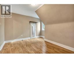 121 KING Street E - 21