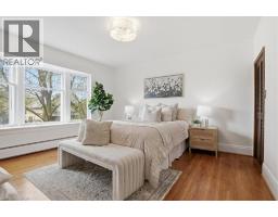 44 DUPONT Street - 18