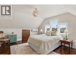 44 DUPONT Street - 20