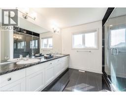 136 VILLAGE Road - 39