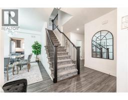136 VILLAGE Road - 8