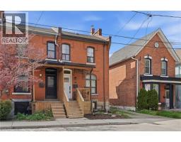 34 BAILLIE Street - 3