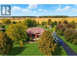 10 FEATHERSTONE Avenue - 2
