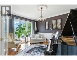 10 FEATHERSTONE Avenue - 6
