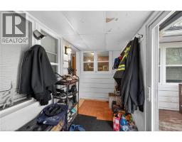 186 SENECA Avenue - 29
