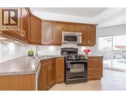 33 MEAGHAN Street - 16
