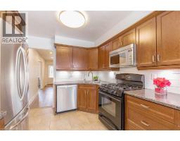 33 MEAGHAN Street - 17