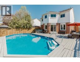 33 MEAGHAN Street - 49