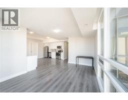 150 MAIN Street W UnitNo. PH3 - 15