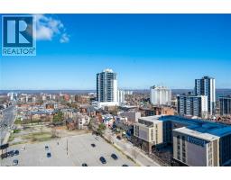 150 MAIN Street W UnitNo. PH3 - 19