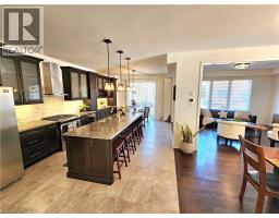 259 GROVEHILL Crescent - 11
