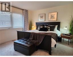 259 GROVEHILL Crescent - 18