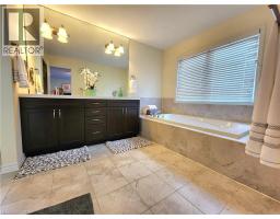 259 GROVEHILL Crescent - 22