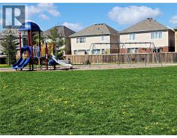 259 GROVEHILL Crescent - 35