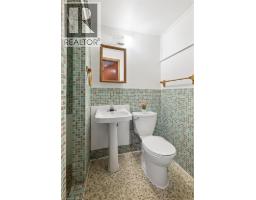 26 TUTTON Place - 30