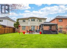 5 SHETLAND Drive - 44