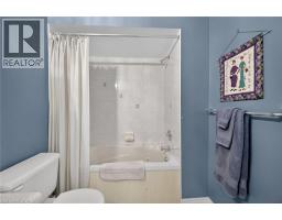 44 TWENTYPLACE Boulevard - 25