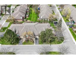 44 TWENTYPLACE Boulevard - 42