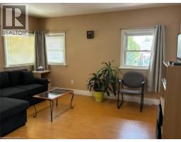 11 BELMONT Avenue W - 34