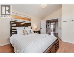 132 DAIMLER Drive - 27